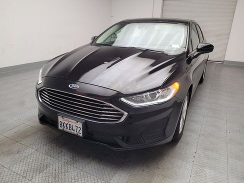 Used 2019 Ford Fusion SE FWD image 15