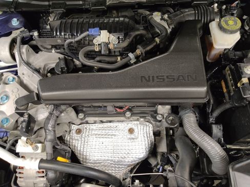 Used 2020 Nissan Rogue S FWD image 30