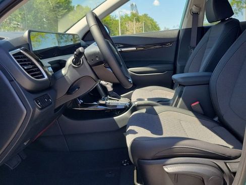 New 2026 Kia Seltos S FWD image 10