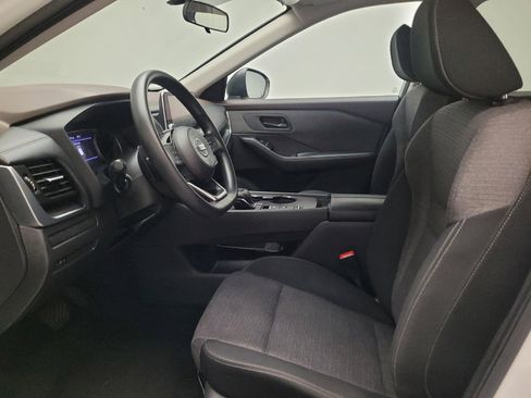 Used 2021 Nissan Rogue S FWD image 17