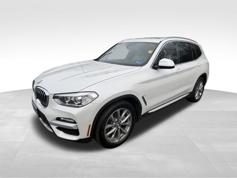 Used 2018 BMW X3 xDrive30i w/ Premium Package image 3