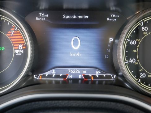 Used 2021 Jeep Cherokee Trailhawk image 21