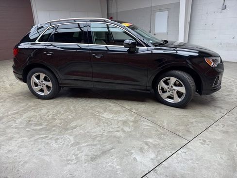 Used 2020 Audi Q3 2.0T Premium Plus w/ Premium Plus Package image 6