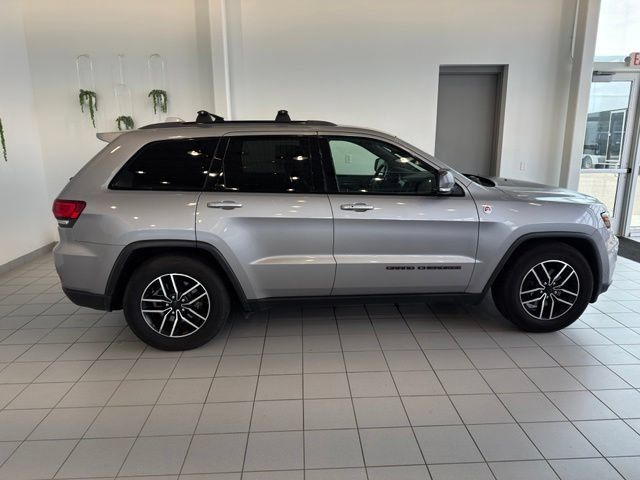 Used 2020 Jeep Grand Cherokee Trailhawk w/ Trailhawk Luxury Group AWD/4WD image 41