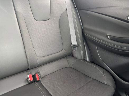 Used 2025 Buick Encore GX Preferred FWD image 35