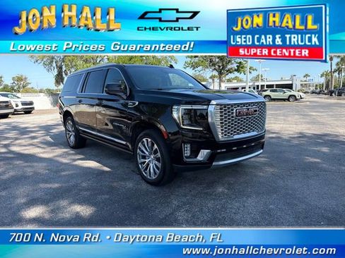 Used 2021 GMC Yukon XL Denali w/ Denali Premium Package AWD/4WD image 1