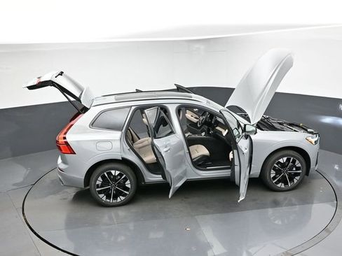 New 2026 Volvo XC60 B5 Plus w/ Protection Package Premier image 49