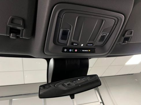 Used 2024 GMC Sierra 1500 Elevation image 43