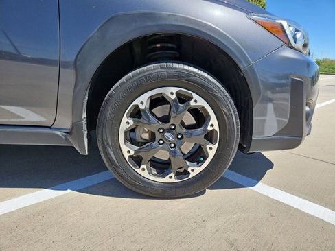 Used 2021 Subaru Crosstrek 2.0i Premium w/ Moonroof Package image 22