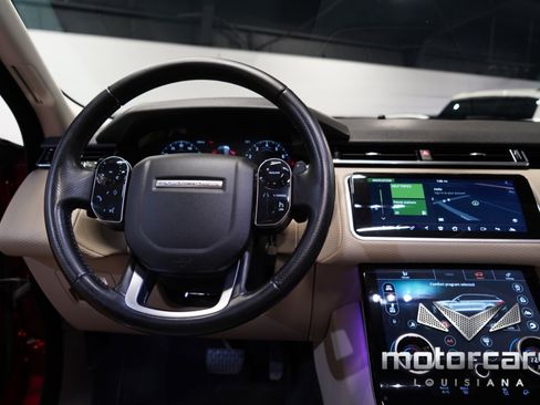 Used 2018 Land Rover Range Rover Velar S AWD/4WD image 32