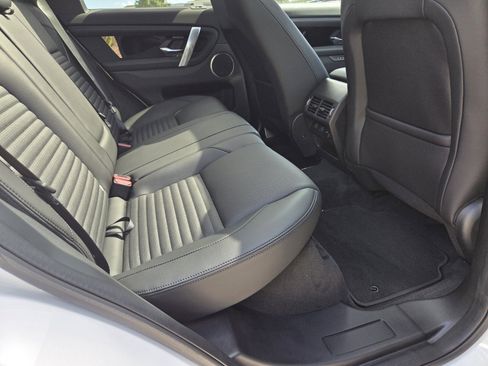 New 2025 Land Rover Discovery Sport S image 5