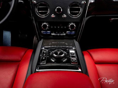 Used 2022 Rolls-Royce Cullinan Black Badge AWD/4WD image 35