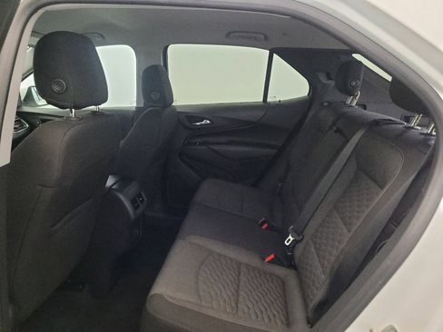 Used 2020 Chevrolet Equinox LT FWD image 18