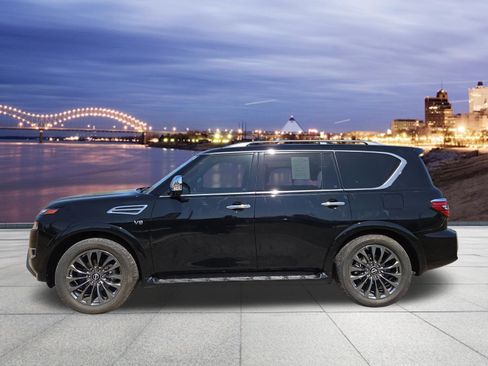 Used 2022 Nissan Armada Platinum w/ Captain's Chairs Package AWD/4WD image 2