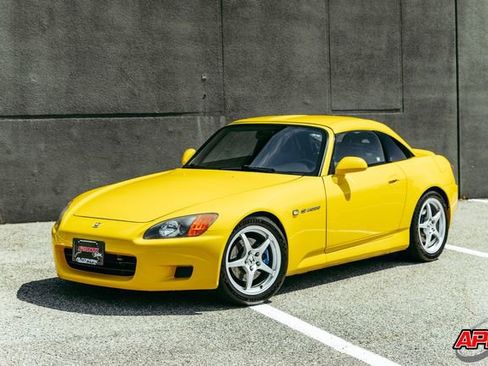 Used 2001 Honda S2000 image 35