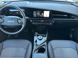 Used 2023 Kia Niro Wind FWD video 3