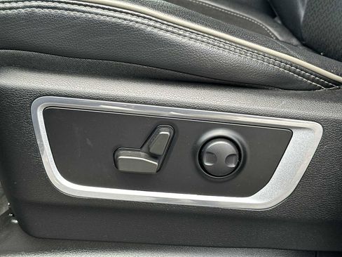 Certified 2023 RAM 1500 Laramie image 14