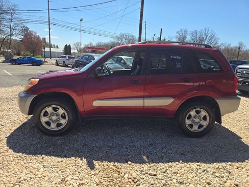 Used 2005 Toyota RAV4 4WD image 4