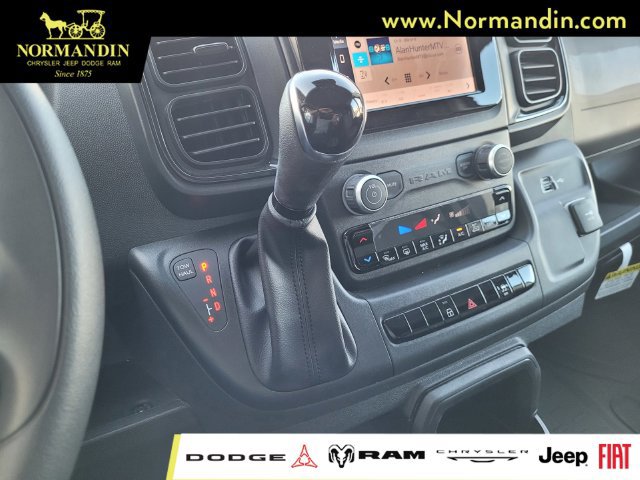Used 2025 RAM ProMaster 2500 w/ U-Haul Equipment Group FWD image 12