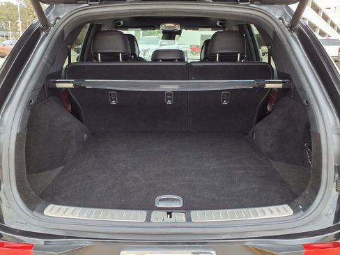 Used 2022 Genesis GV70 3.5T Sport w/ Sport Prestige Package image 10