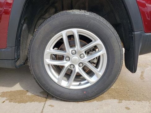 New 2025 Jeep Grand Cherokee Laredo X w/ Luxury Tech Group I image 24