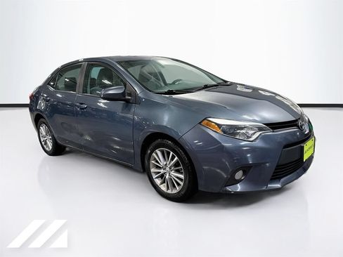 Used 2014 Toyota Corolla LE FWD image 3