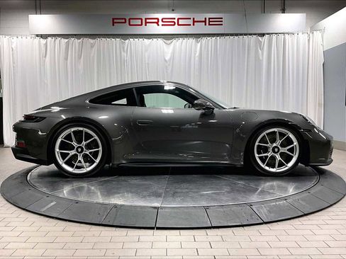 Used 2022 Porsche 911 GT3 image 11