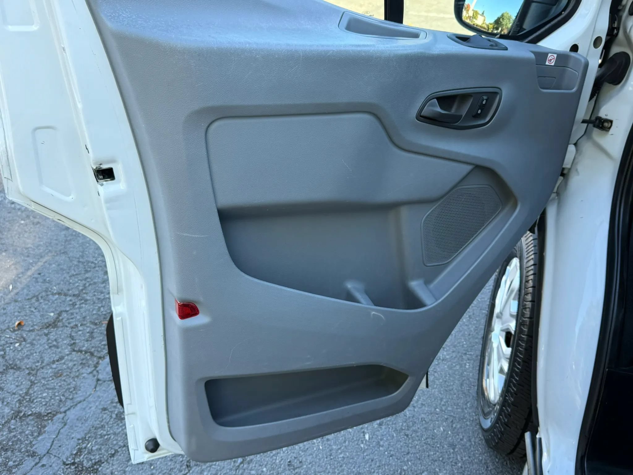 Used 2019 Ford Transit 250 148 Medium Roof w/ Interior Upgrade Package RWD image 24