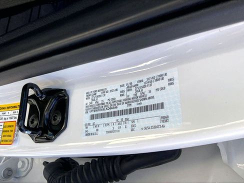Used 2020 Ford F150 Lariat w/ Equipment Group 502A Luxury AWD/4WD image 32