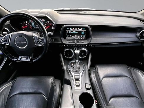 Used 2018 Chevrolet Camaro SS RWD image 16
