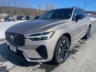 New 2026 Volvo XC60 B5 Plus w/ Protection Package Premier