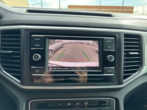 Used 2018 Volkswagen Atlas S image 21