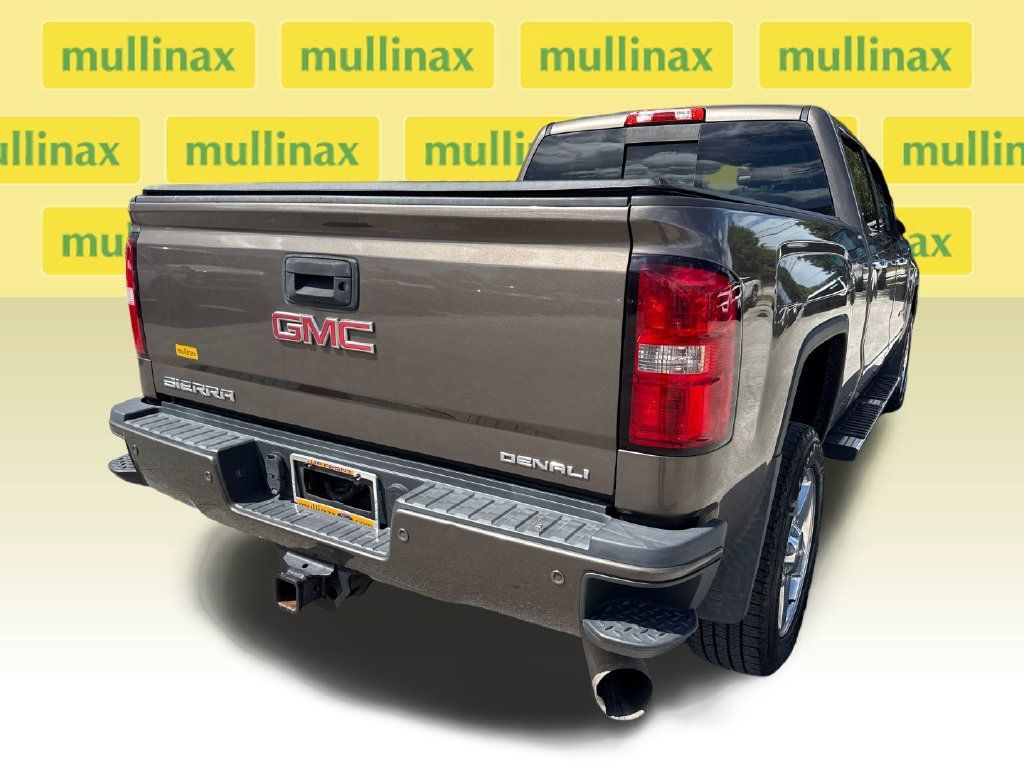 Used 2015 GMC Sierra 2500 Denali w/ Duramax Plus Package AWD/4WD image 4