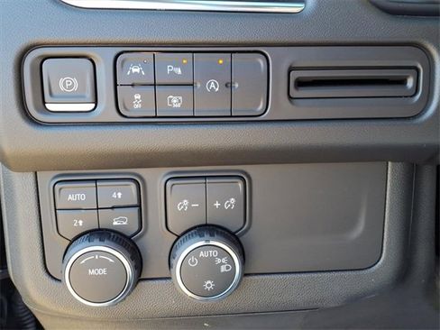 Certified 2024 Chevrolet Tahoe LT w/ Luxury Package image 25