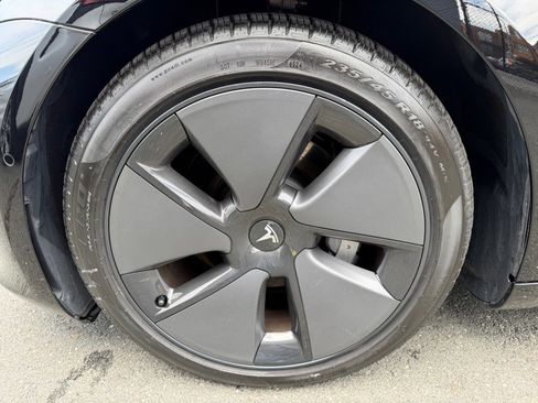 Used 2021 Tesla Model 3 Long Range AWD/4WD image 48