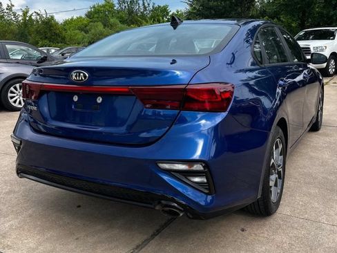 Used 2020 Kia Forte LXS FWD image 7