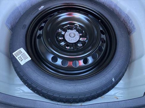 Certified 2023 Toyota Camry SE image 25