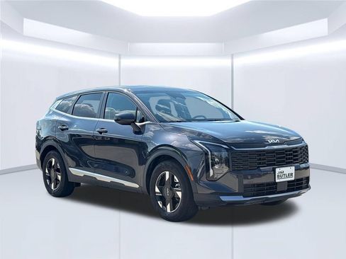 Used 2026 Kia Sportage LX FWD image 13