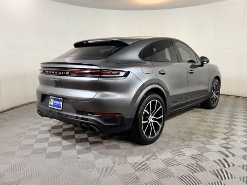 Used 2024 Porsche Cayenne Coupe image 6