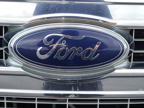 Used 2013 Ford F150 XLT w/ XLT Chrome Pkg image 22