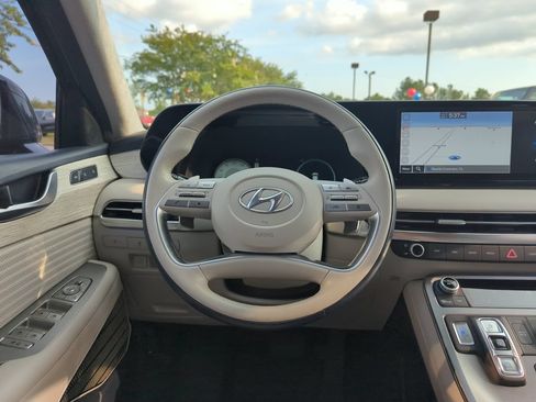 Used 2023 Hyundai Palisade Calligraphy FWD image 15