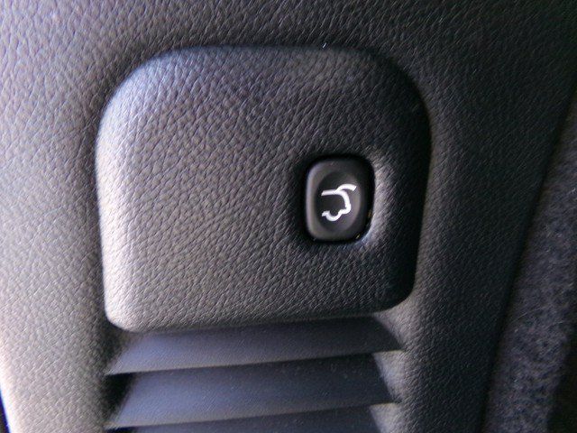 Used 2021 Dodge Durango R/T w/ Tow 'N Go Package AWD/4WD image 33