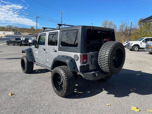 Used 2016 Jeep Wrangler Unlimited Sport image 5
