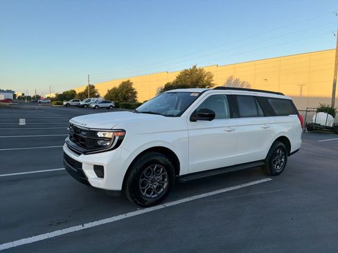 Used 2025 Ford Expedition Max Active image 8