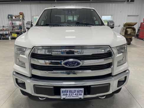 Used 2015 Ford F150 Lariat w/ Equipment Group 502A Luxury AWD/4WD image 2