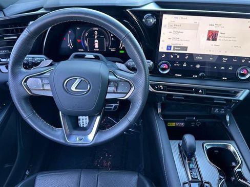 Certified 2024 Lexus RX 500h F Sport image 17