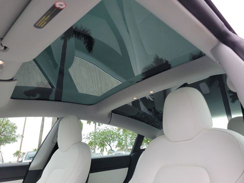 Used 2020 Tesla Model 3 image 20