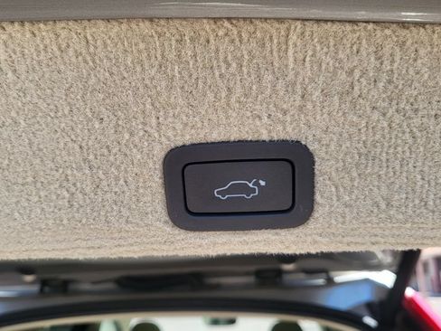 Used 2015 Volvo XC60 T5 Premier w/ Protection Package FWD image 15