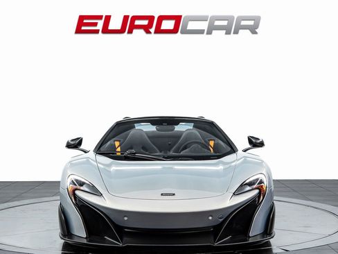 Used 2016 McLaren 675LT Spider image 10