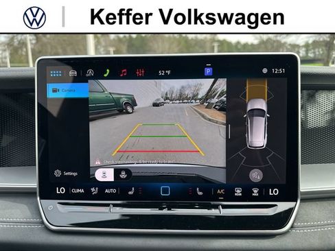 New 2026 Volkswagen Tiguan SE R-Line FWD image 25